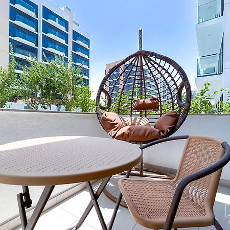 Charming Studio With Balcony In Azizi Riviera Dubai Exterior photo